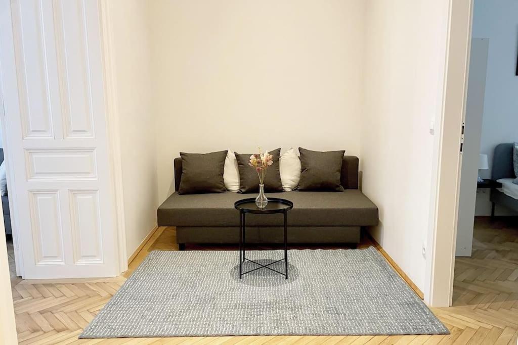 City-Center-Apartment Hip Area, Big & New فيينا المظهر الخارجي الصورة