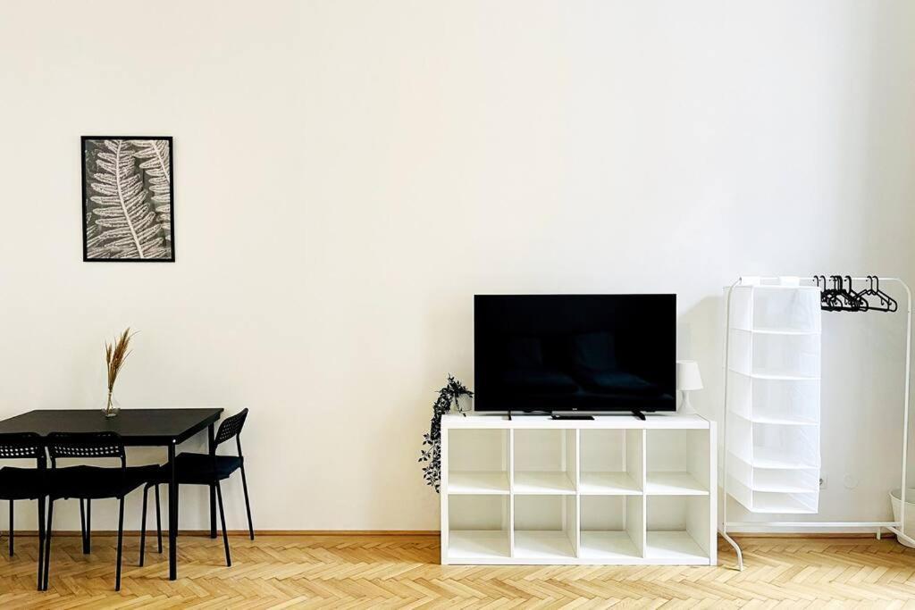City-Center-Apartment Hip Area, Big & New فيينا المظهر الخارجي الصورة