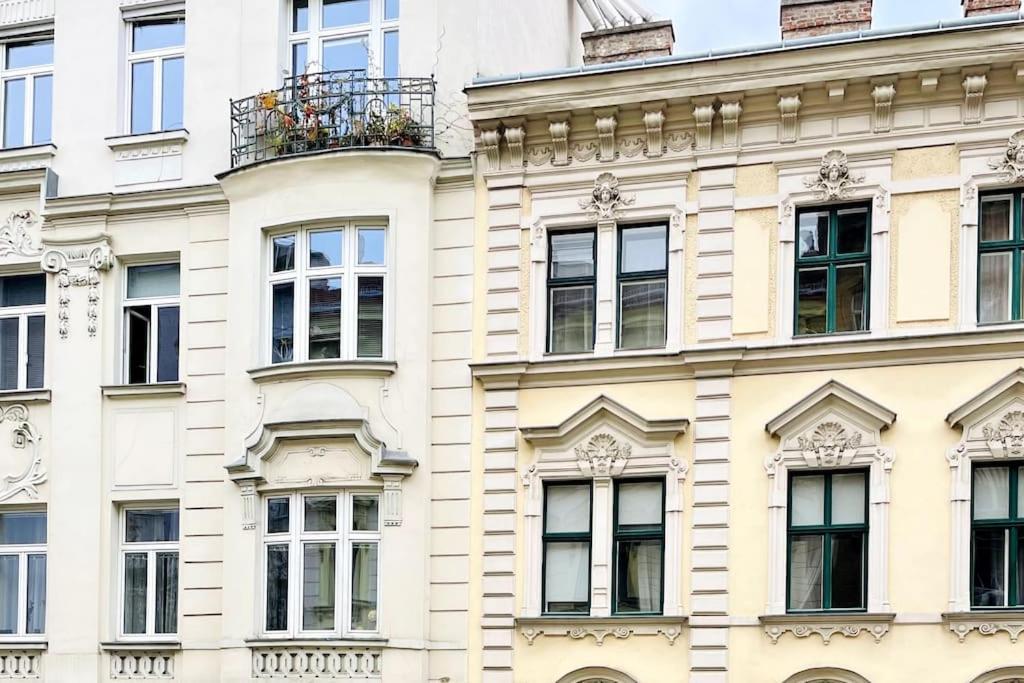 City-Center-Apartment Hip Area, Big & New فيينا المظهر الخارجي الصورة
